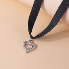Delicate hollow heart velvet black choker necklace