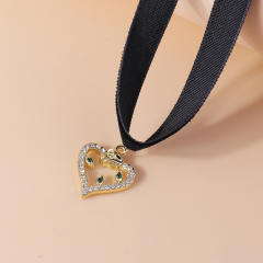 Delicate hollow heart velvet black choker necklace