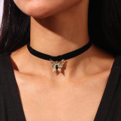 Vintage rhinestone butterfly velvet black choker necklace