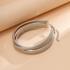 Chunky metal chocker necklace