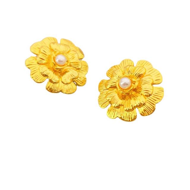 Vintage flower 18K gold plated copper studs earrings