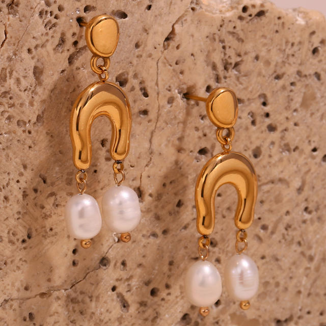 Vintage water pearl chunky geometric stainless steel earrings
