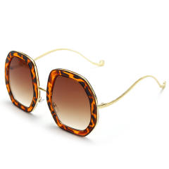 Occident fashion irregular shape women sunglasses