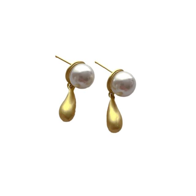 Creative gold plated copper teardrop earrings