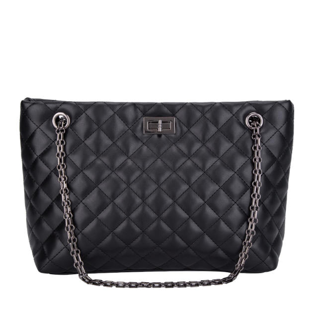 Classic quilted famous brand design chain tote bag