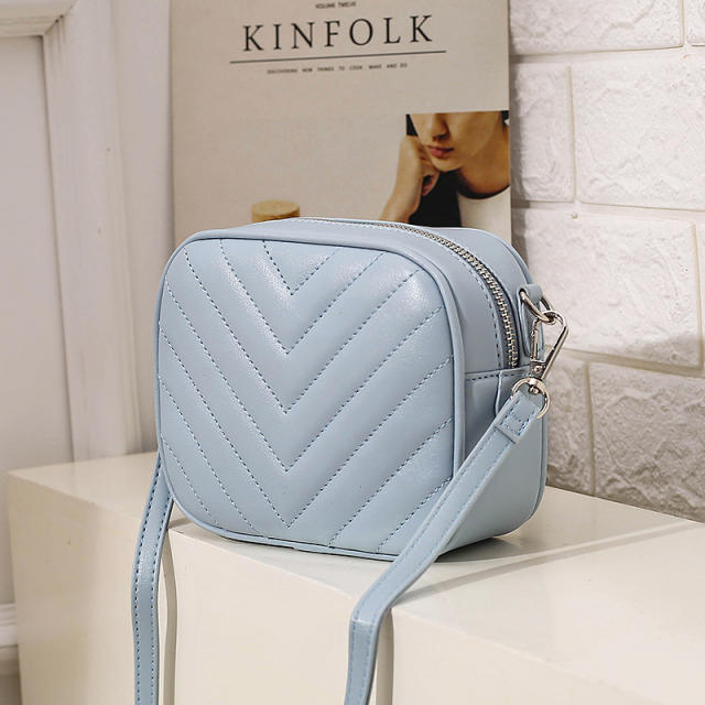 Classic elegant quilted pattern PU leather women crossbody bag
