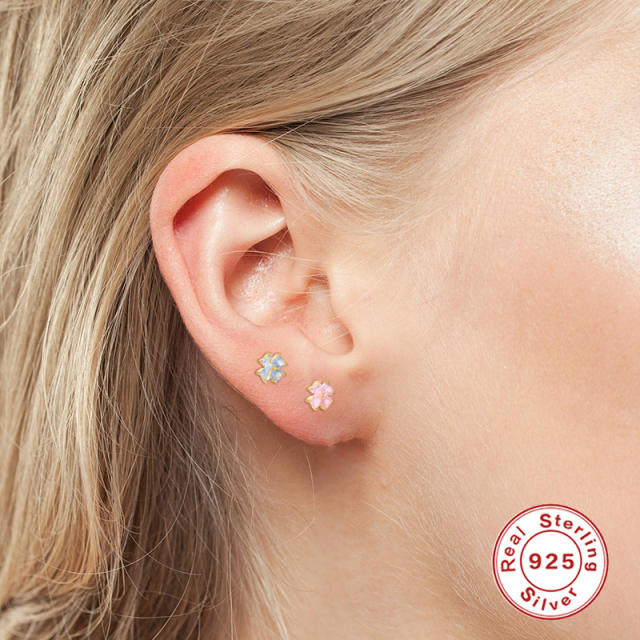 925 sterling silver cubic zircon clover tiny cartilage earrings studs earrings