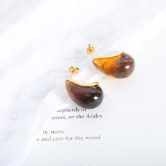 Vintage resin drop shape chunky studs earrings