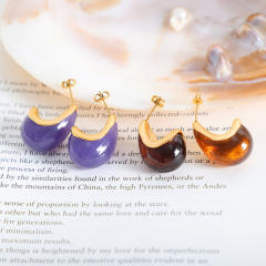 Vintage resin drop shape chunky studs earrings