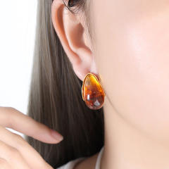 Vintage resin drop shape chunky studs earrings