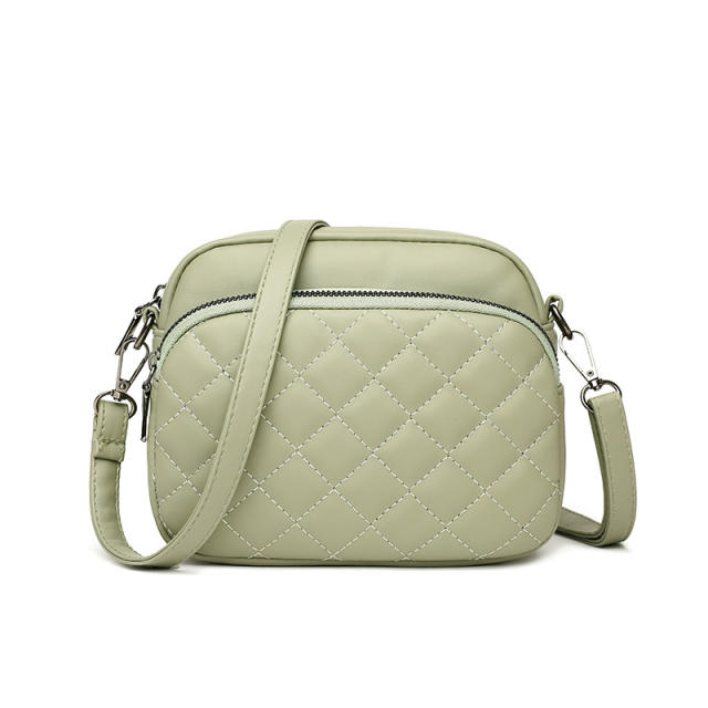Classic plain color quilted pattern PU leather crossbody bag