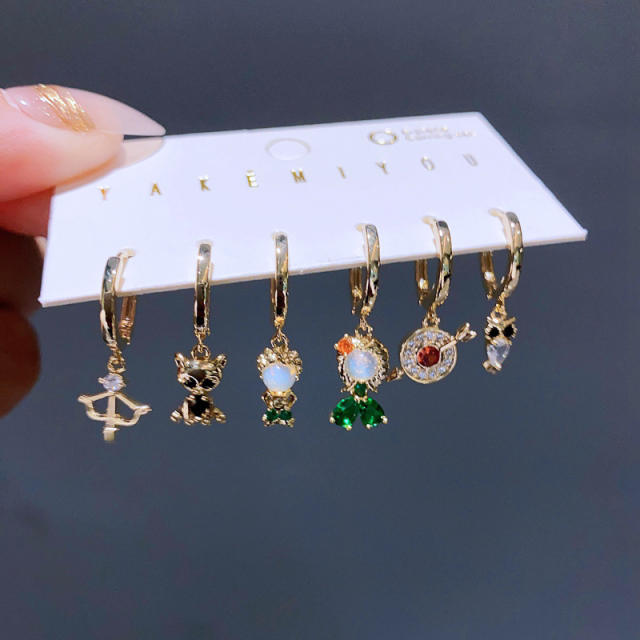 Delcate Fairy tale princess cubic zircon huggie earrings set