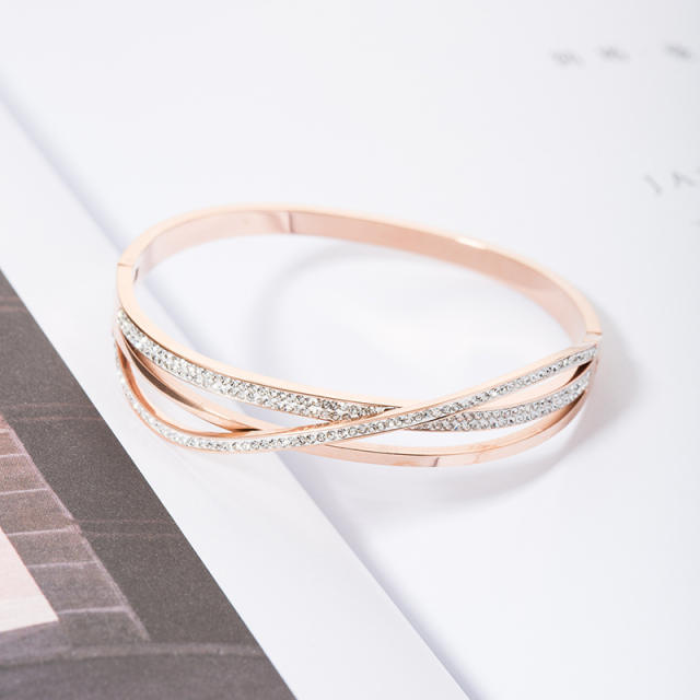 Delicate shining gem setting elegant stainelss steel bangle bracelet
