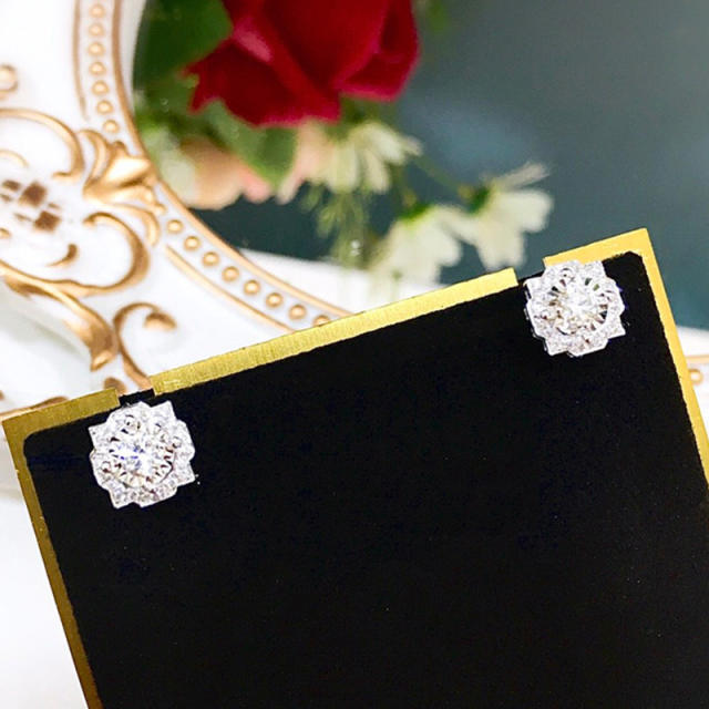 Easy match cubic zircon setting cute copper ear studs