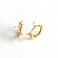 zircon pearl S925 sterling silver huggie earrings