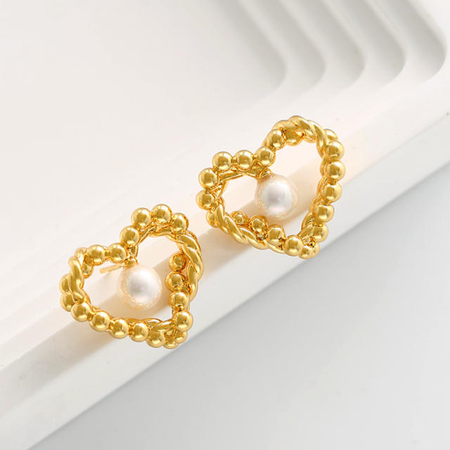 Vintage twisted heart pearl gold plated copper studs earrings