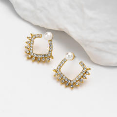 925 needle diamond square shape pearl studs earrings