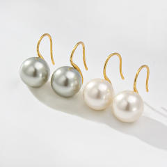 Chic white gray pearl earrings
