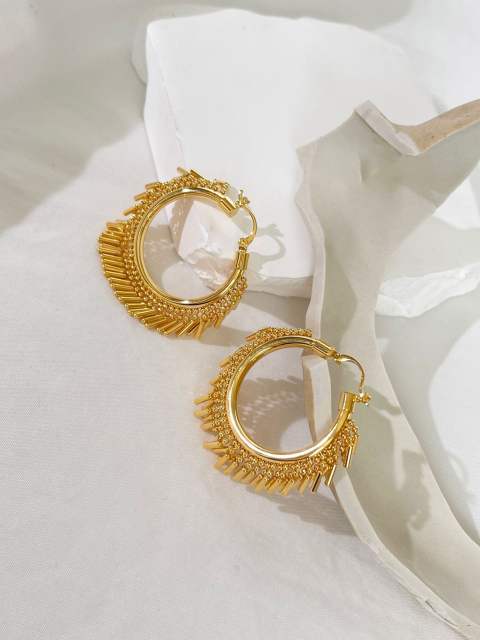 Fashionable real gold plated plated copper short tassel hoop earrings