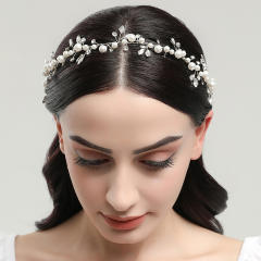 Elegant pearl bead horse eye rhinestone hair vines