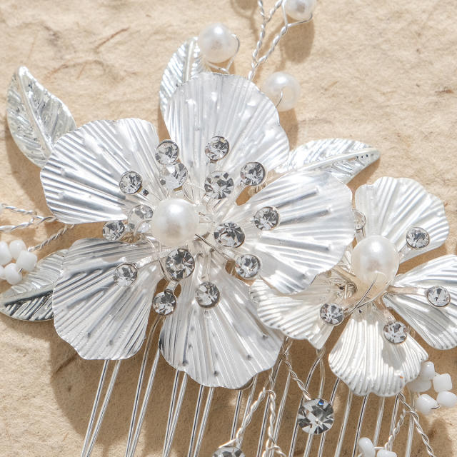 Handmade silver metal flower wedding hair combs natural
