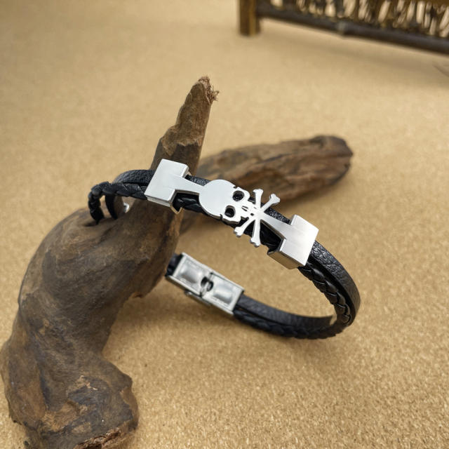 Gothic skull head PU Leather bracelet for men