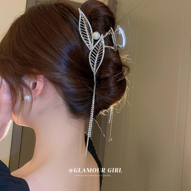 Korean fashion diamond leaf hollow out tassel hair claw clips