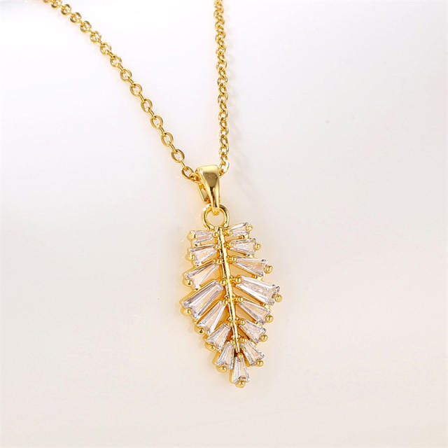 Amazon hot sale diamond leaf pendant stainless steel chain necklace