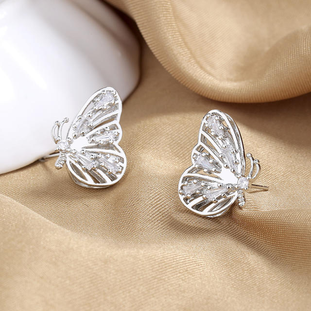 Delicate stereo butterfly copper studs earrings