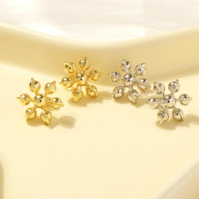 Vintage gold plated copper bloom flower studs earrings