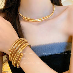 Chunky metal snake chain design choker bangle set