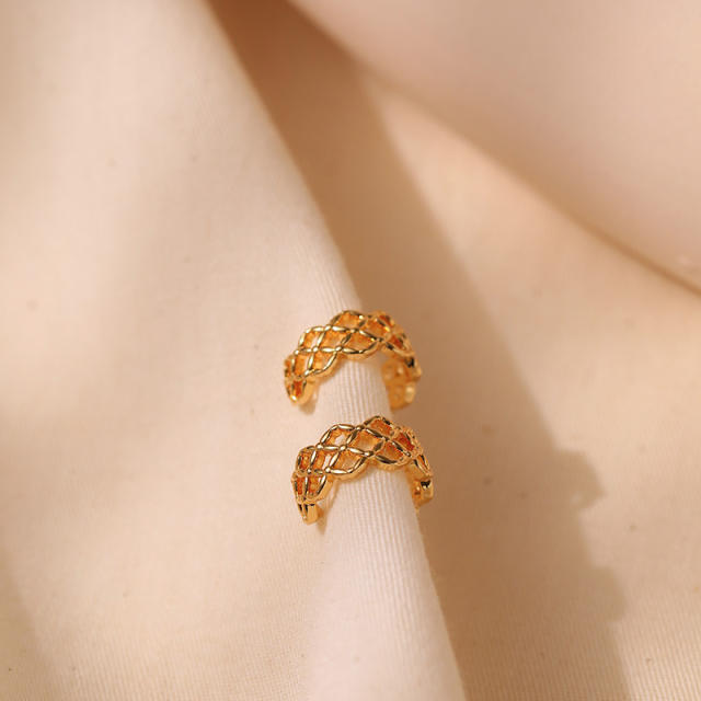 Classi 18K gold plated braid pattern copper ear cuff