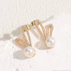 Delicate hot sale pearl copper earrings
