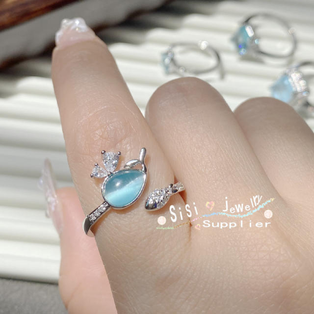 18K Aquamarine statement luxury finger rings for women