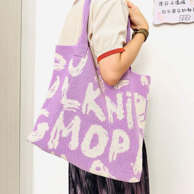 Korean fashion Letter pattern knitted tote bag