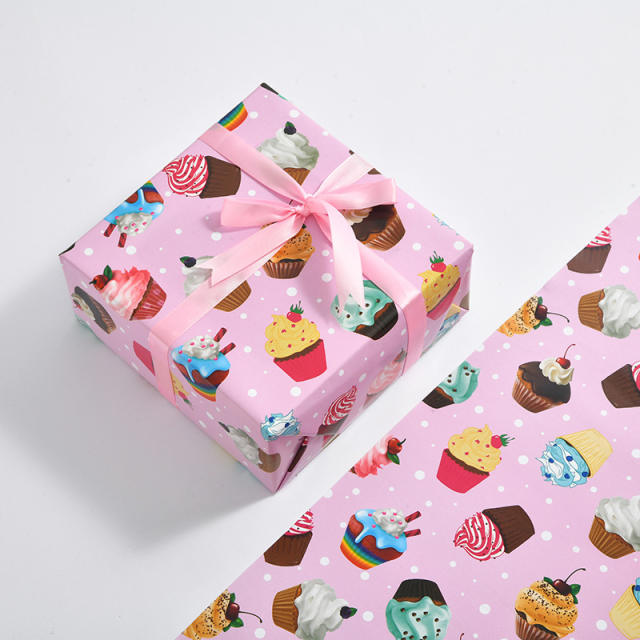 Cute cartoon pattern wrapping paper
