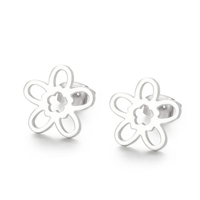 Sweet clover stainless steel studs earrings