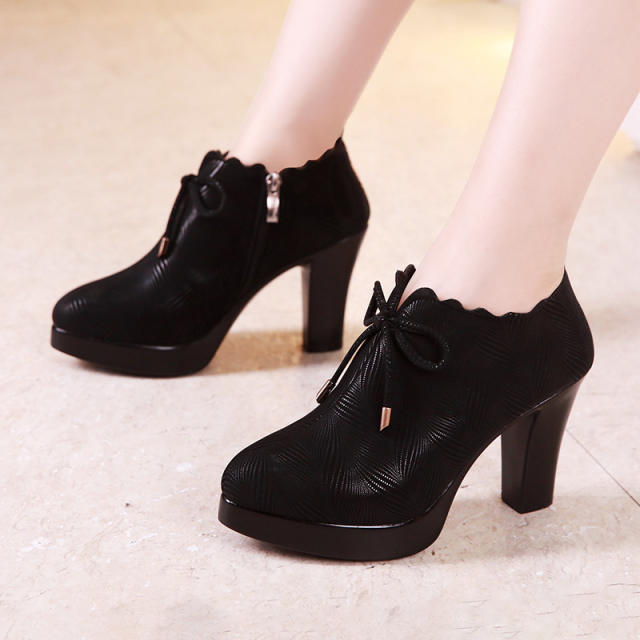 Black color block heels for work