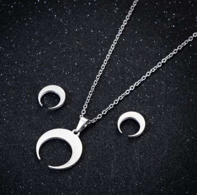 Concise moon pendant dainty stainless steel necklace set
