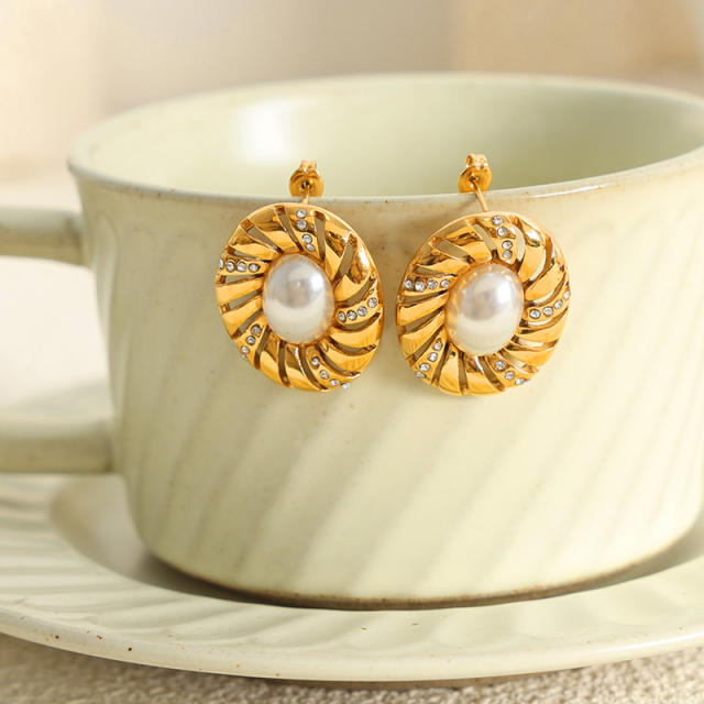 INS vintage pearl oval shape stainless steel studs earrings