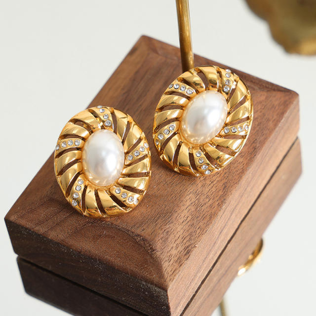 INS vintage pearl oval shape stainless steel studs earrings
