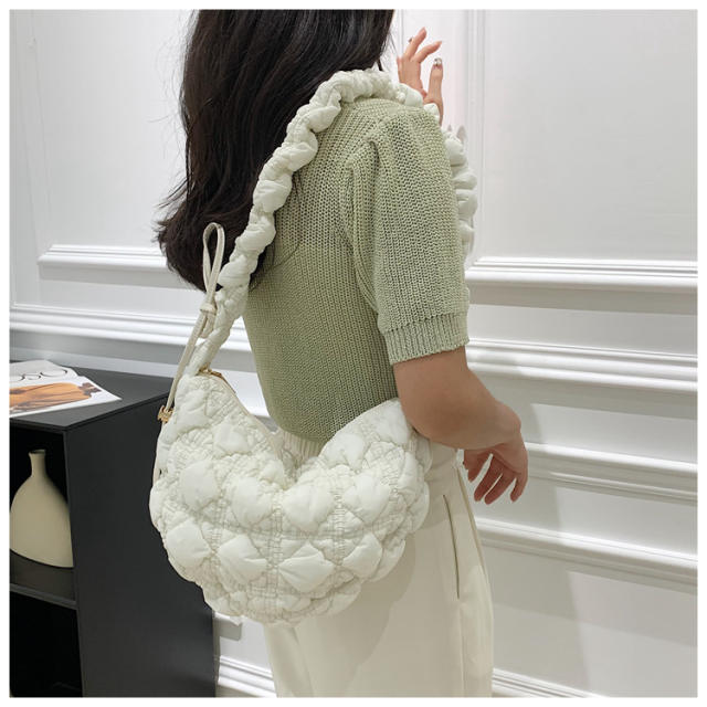 Korean fashion quilted pattern plain color crossbody bag puff bag