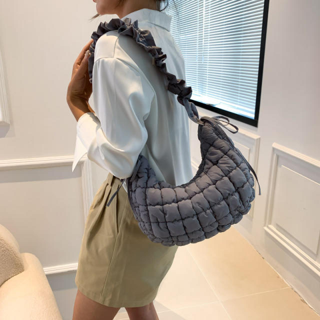 Korean fashion quilted pattern shoulder bag puff bag