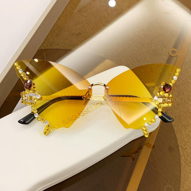 Personality colorful diamond butterfly rimless sunglasses