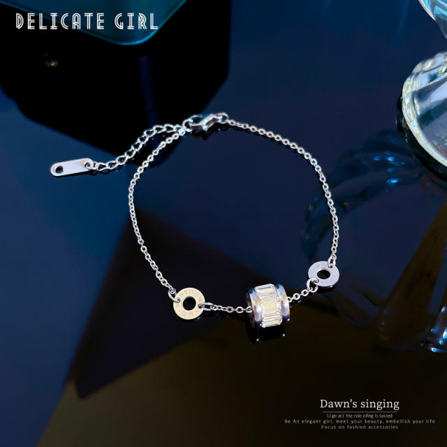 Korean fashion sweet smile face clover easy match stainless steel bracelet