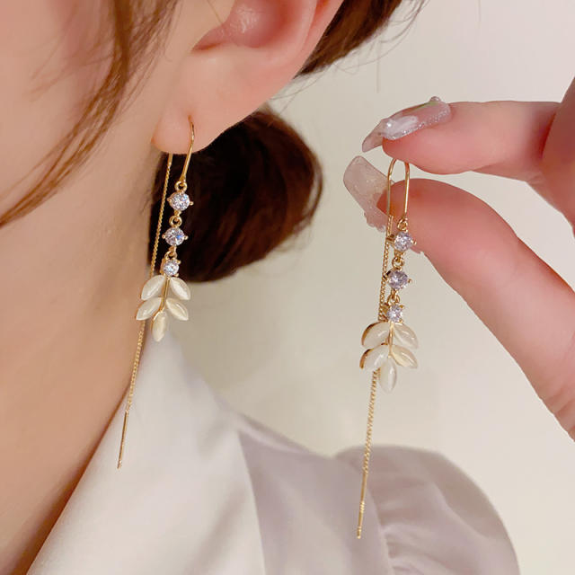 Summer personality opal stone leaf copper threader earrings