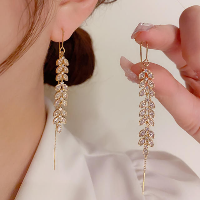 Korean fashion diamond wheat shape real gold plated copper threader earrings