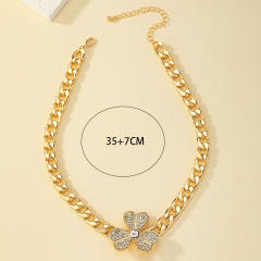 Chunky diamond clover alloy chain choker necklace