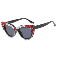 Luxury diamond cat eye shape sunglasses for women