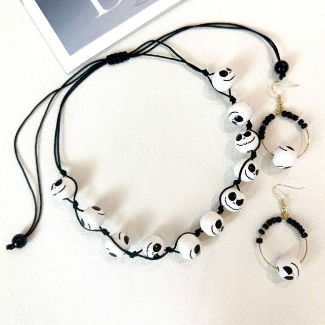 Halloween wood skull head necklace set